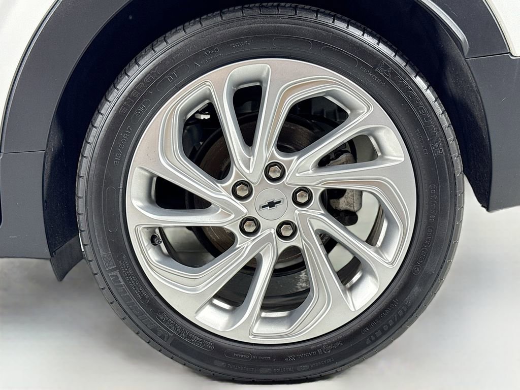 Used 2023 Chevrolet Bolt EUV LT w/ Driver Confidence Package image 10