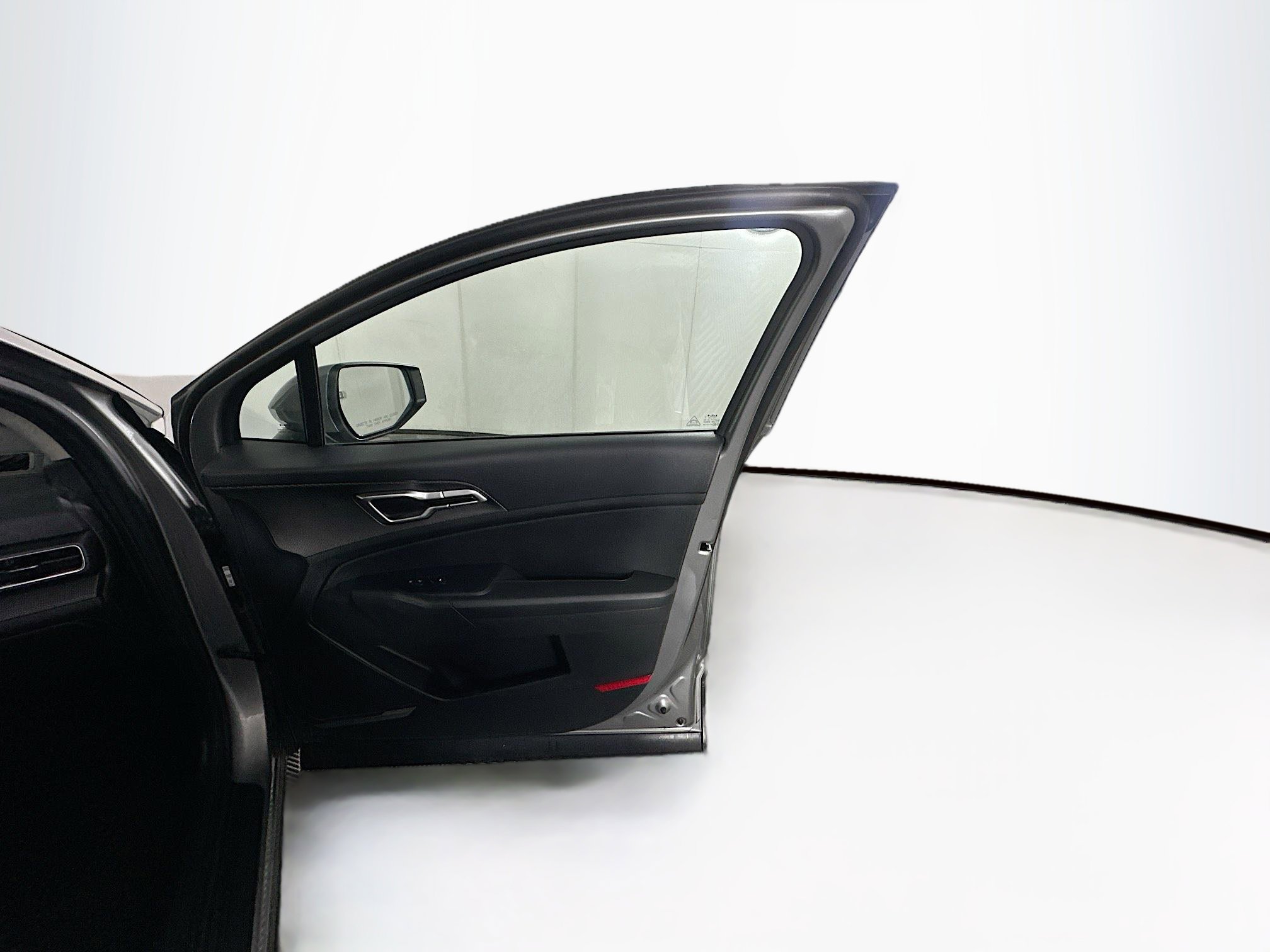 Used 2025 Kia Sportage LX image 30