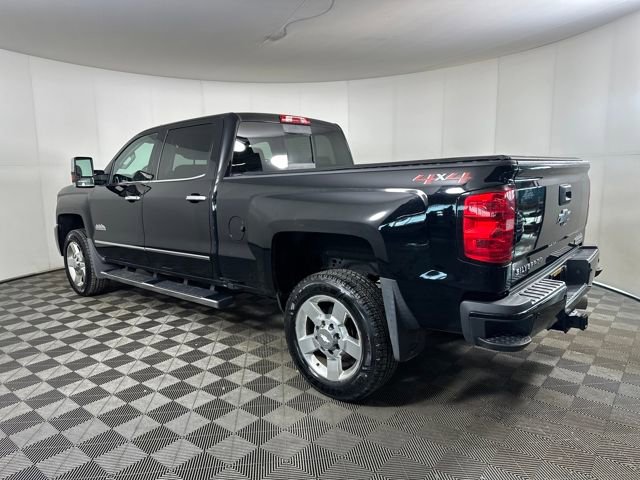 Used 2018 Chevrolet Silverado 2500 High Country w/ Duramax Plus Package image 5