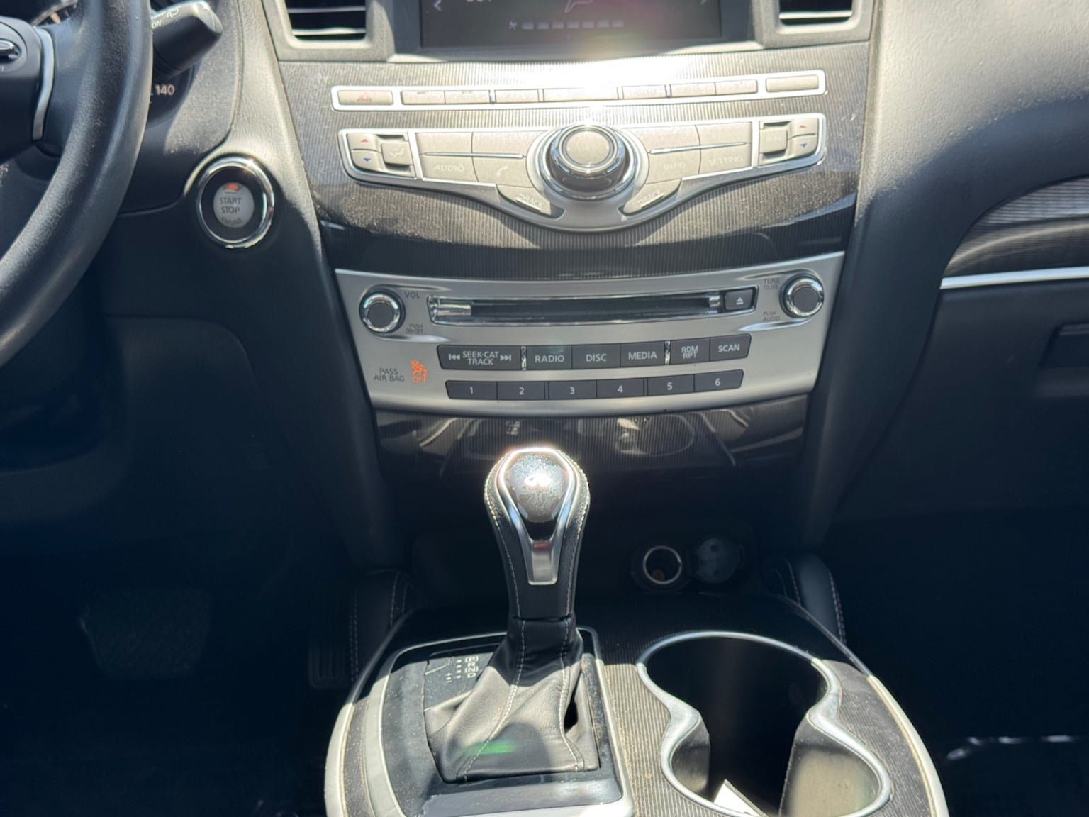 Used 2018 INFINITI QX60 FWD w/ Premium Package image 15