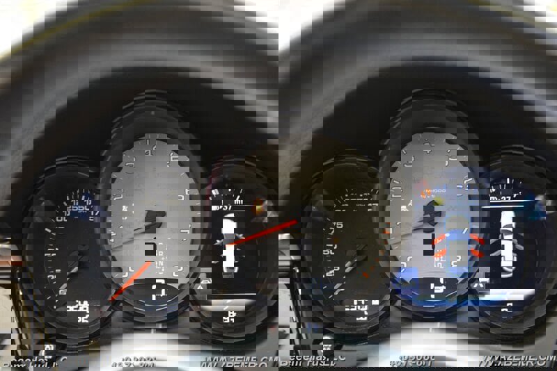 Used 2020 Porsche Macan S image 29