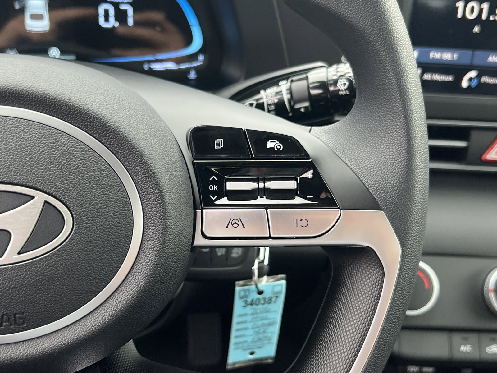 New 2026 Hyundai Elantra SE w/ Cargo Package image 20