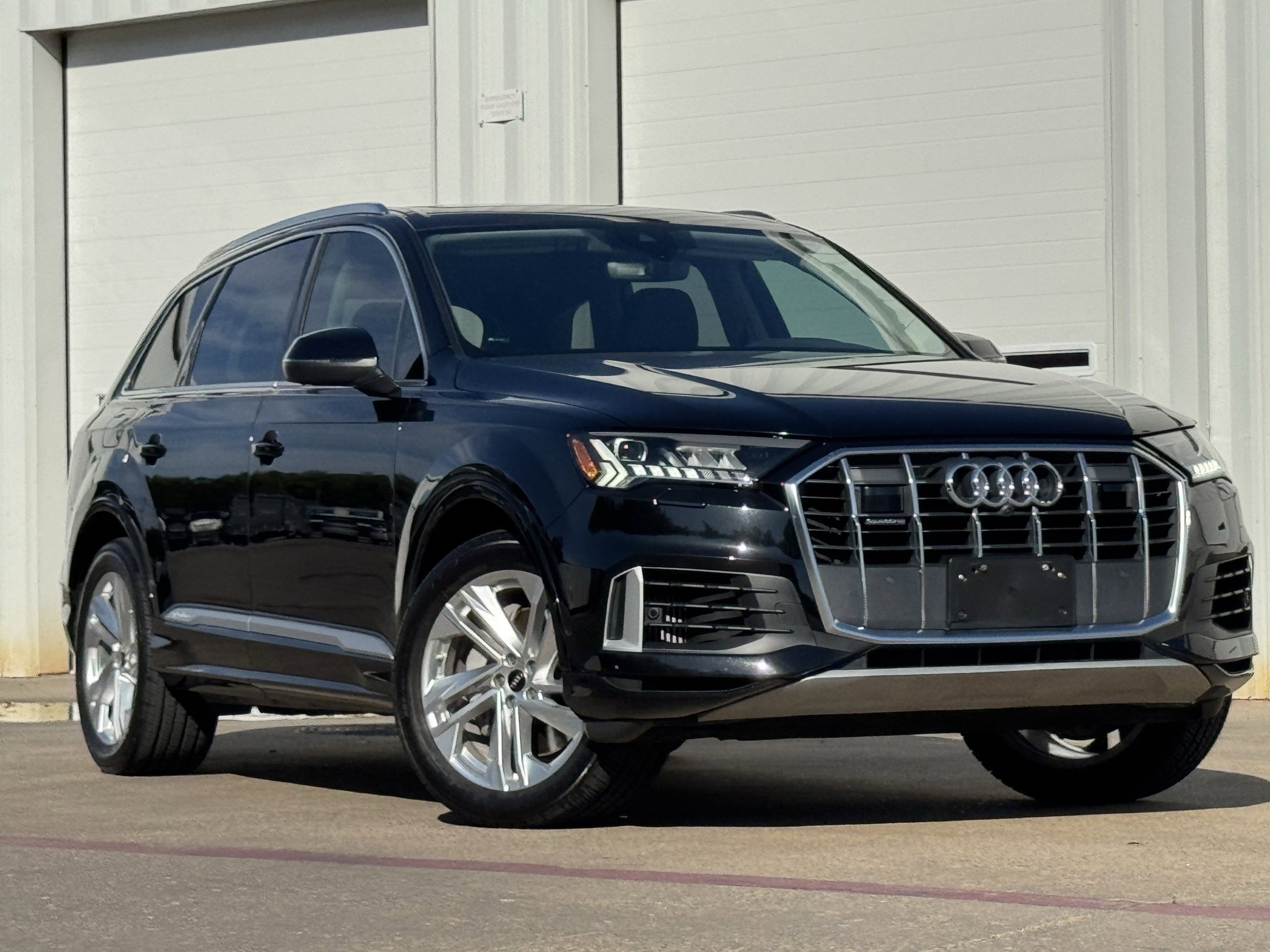 Used 2024 Audi Q7 3.0T Premium Plus AWD/4WD image 2