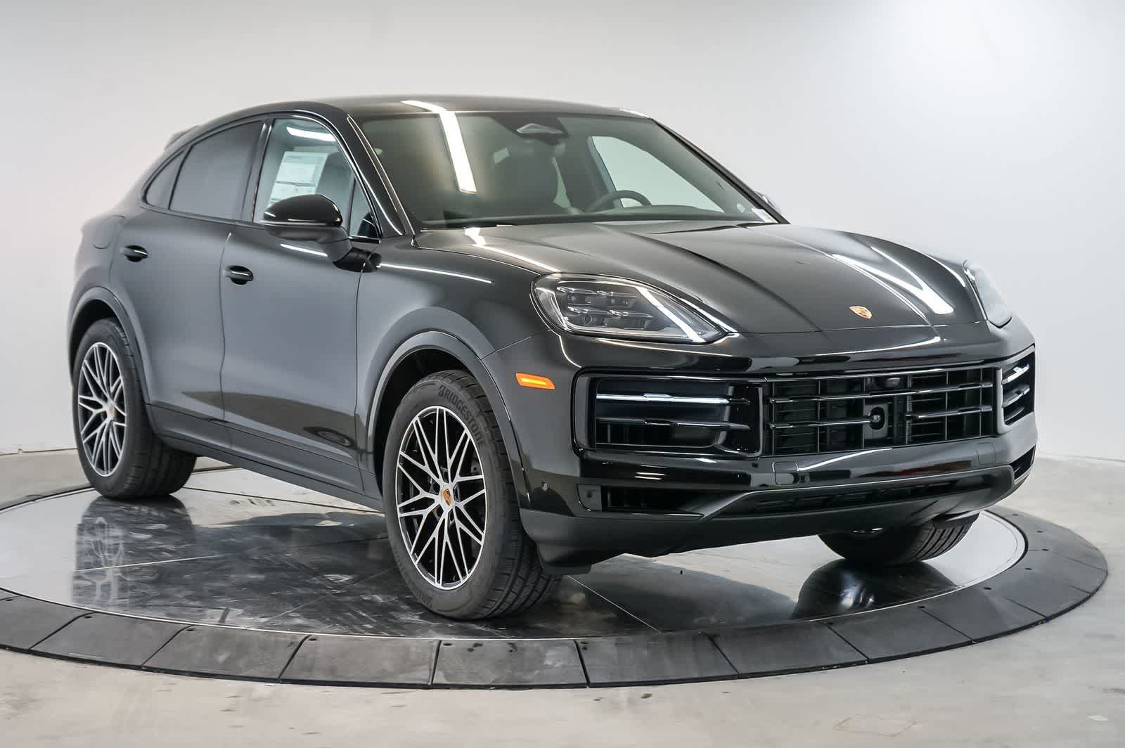 New 2026 Porsche Cayenne Coupe AWD/4WD image 7
