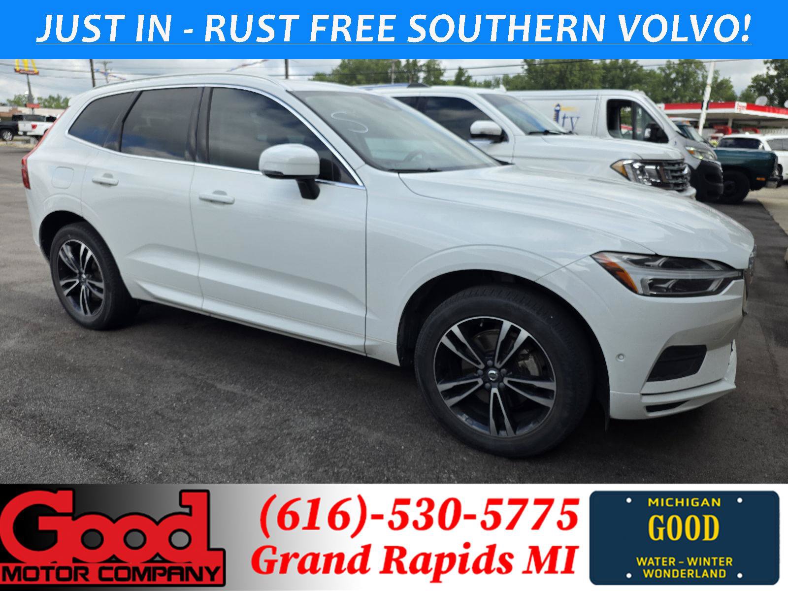 Used 2019 Volvo XC60 T5 Momentum w/ Premium Package