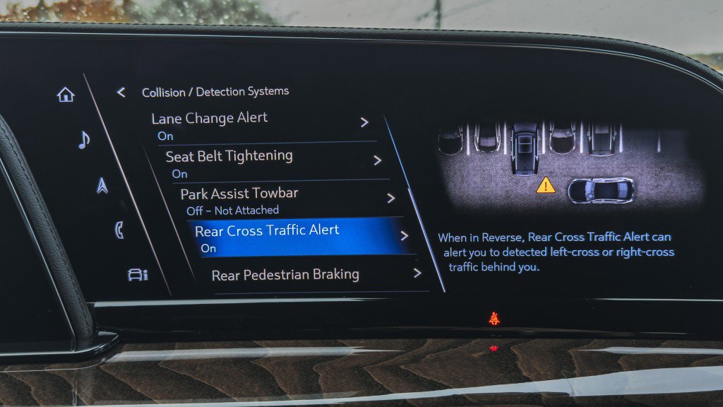 Used 2022 Cadillac Escalade ESV Sport Platinum w/ Heavy-Duty Trailer Package image 70