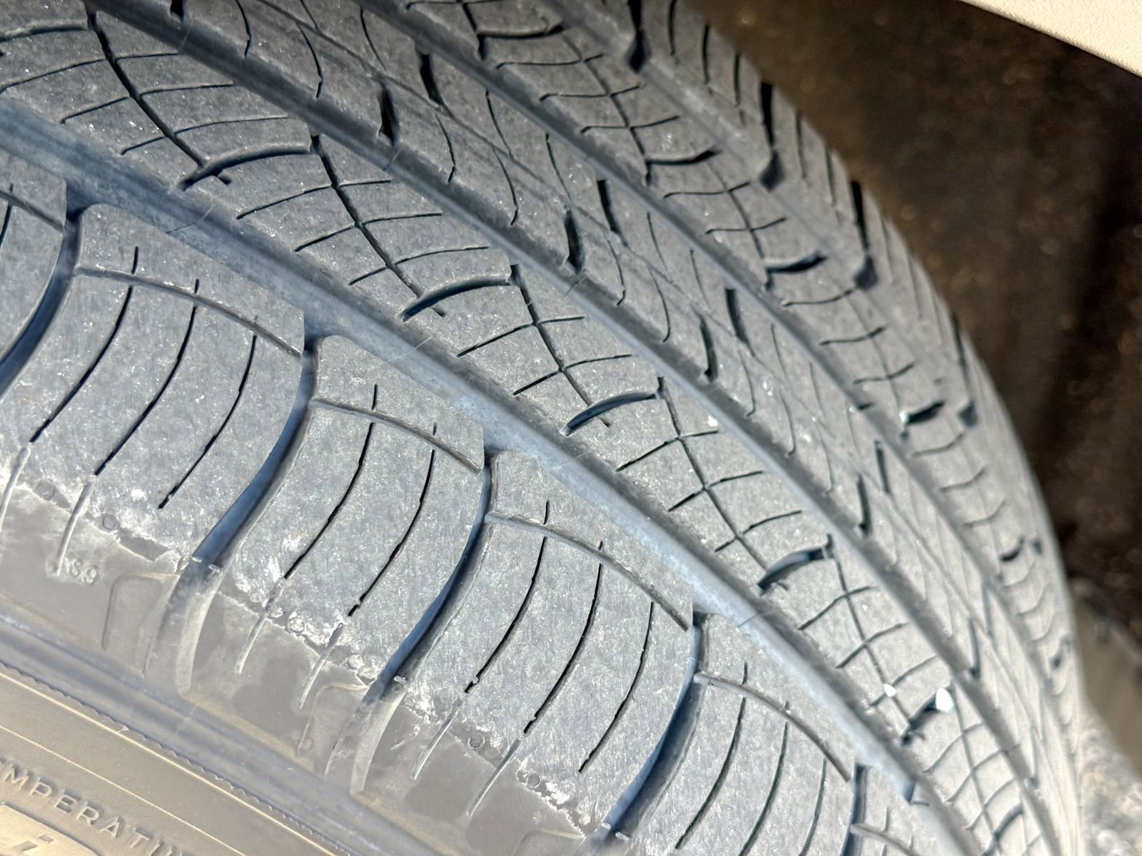 Used 2023 Lincoln Nautilus AWD w/ Premium Package image 11