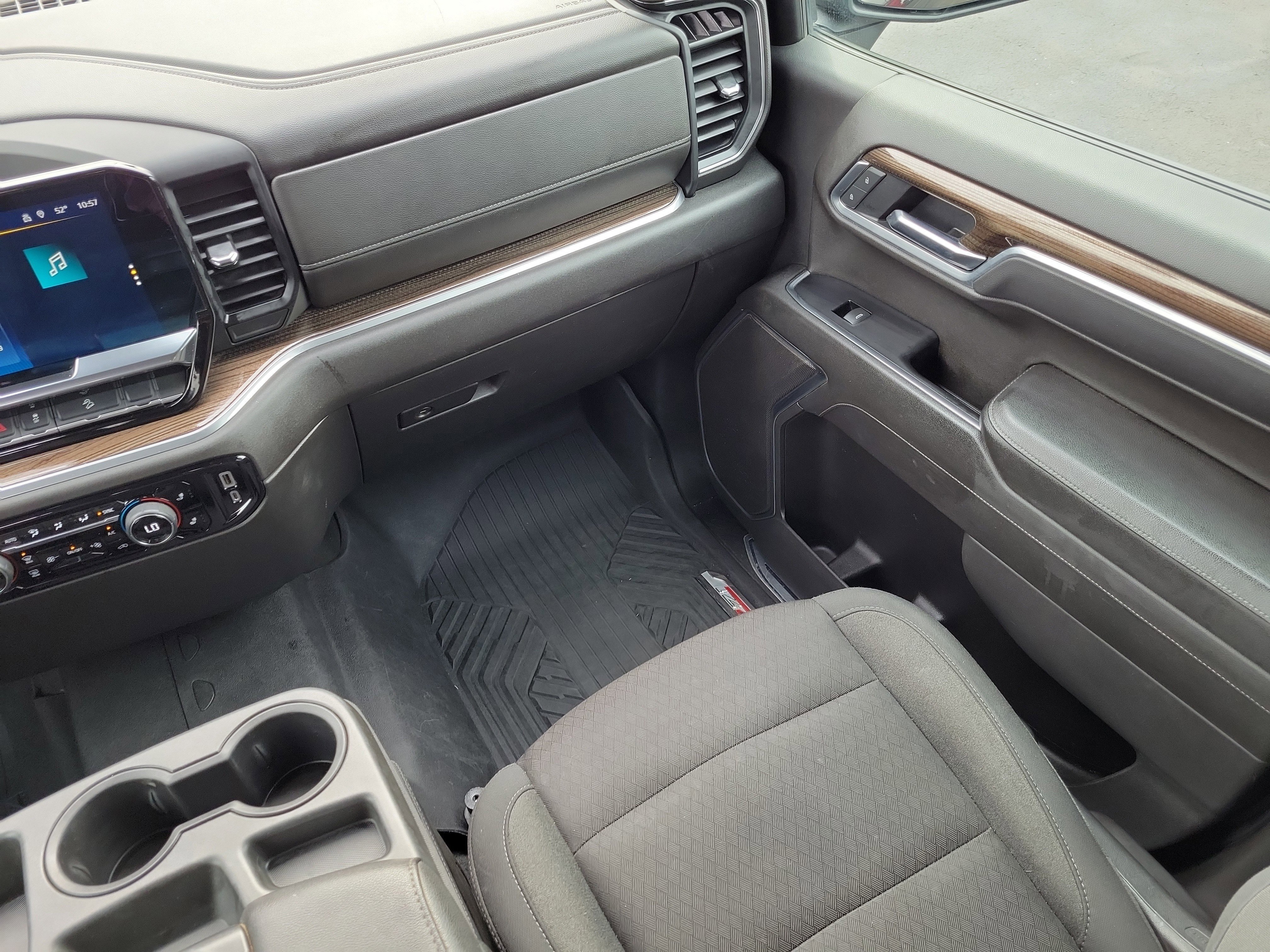 Used 2022 Chevrolet Silverado 1500 LT image 14