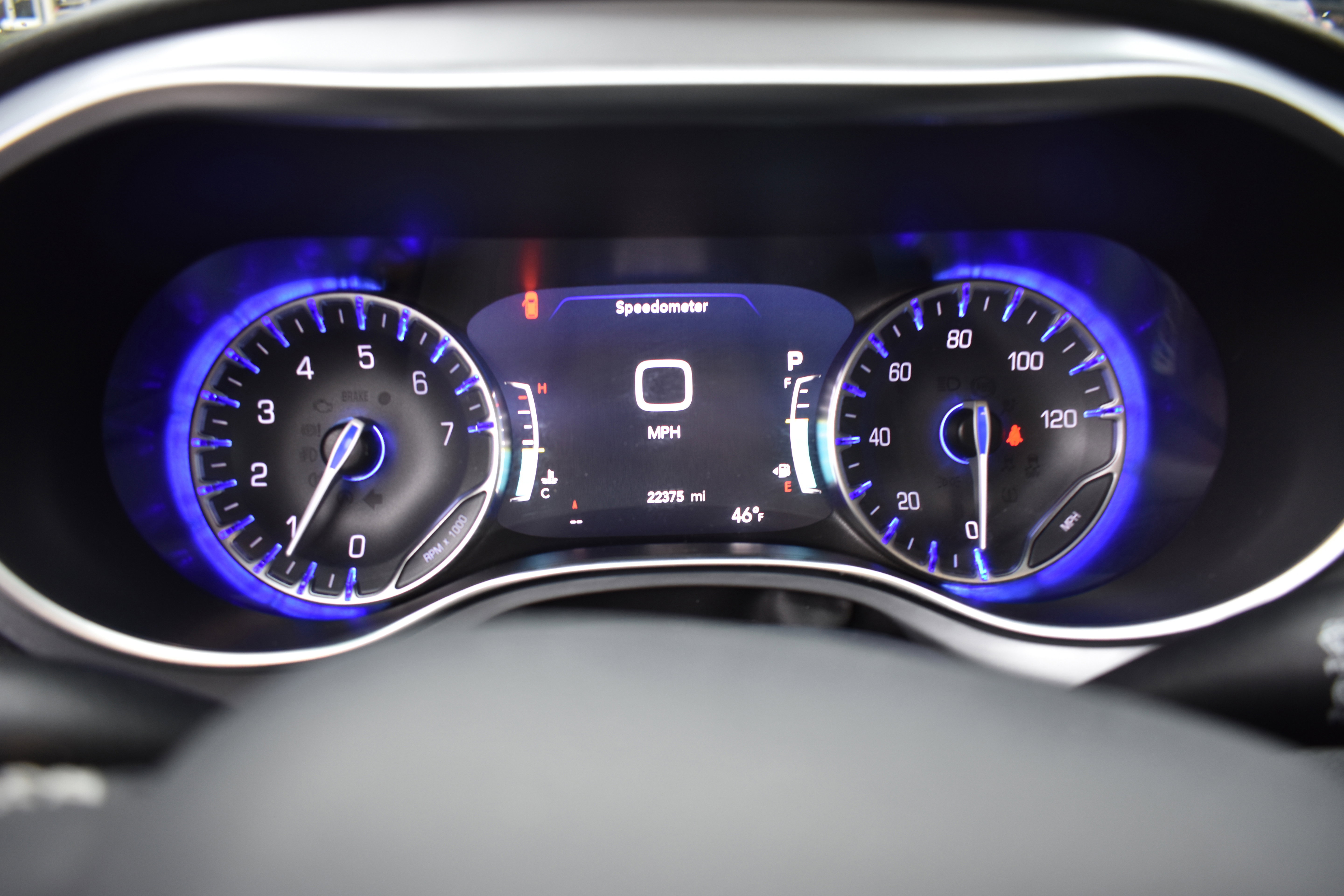 Used 2025 Chrysler Pacifica Limited image 17