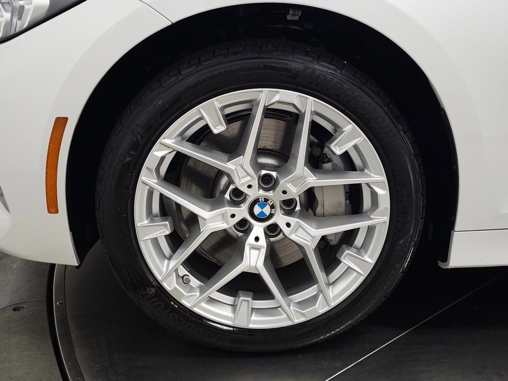 Used 2025 BMW 330i xDrive Sedan w/ Convenience Package image 13
