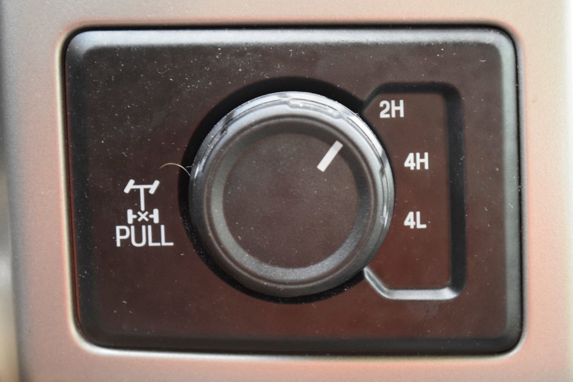 Used 2020 Ford F250 Lariat w/ Lariat Ultimate Package AWD/4WD image 16