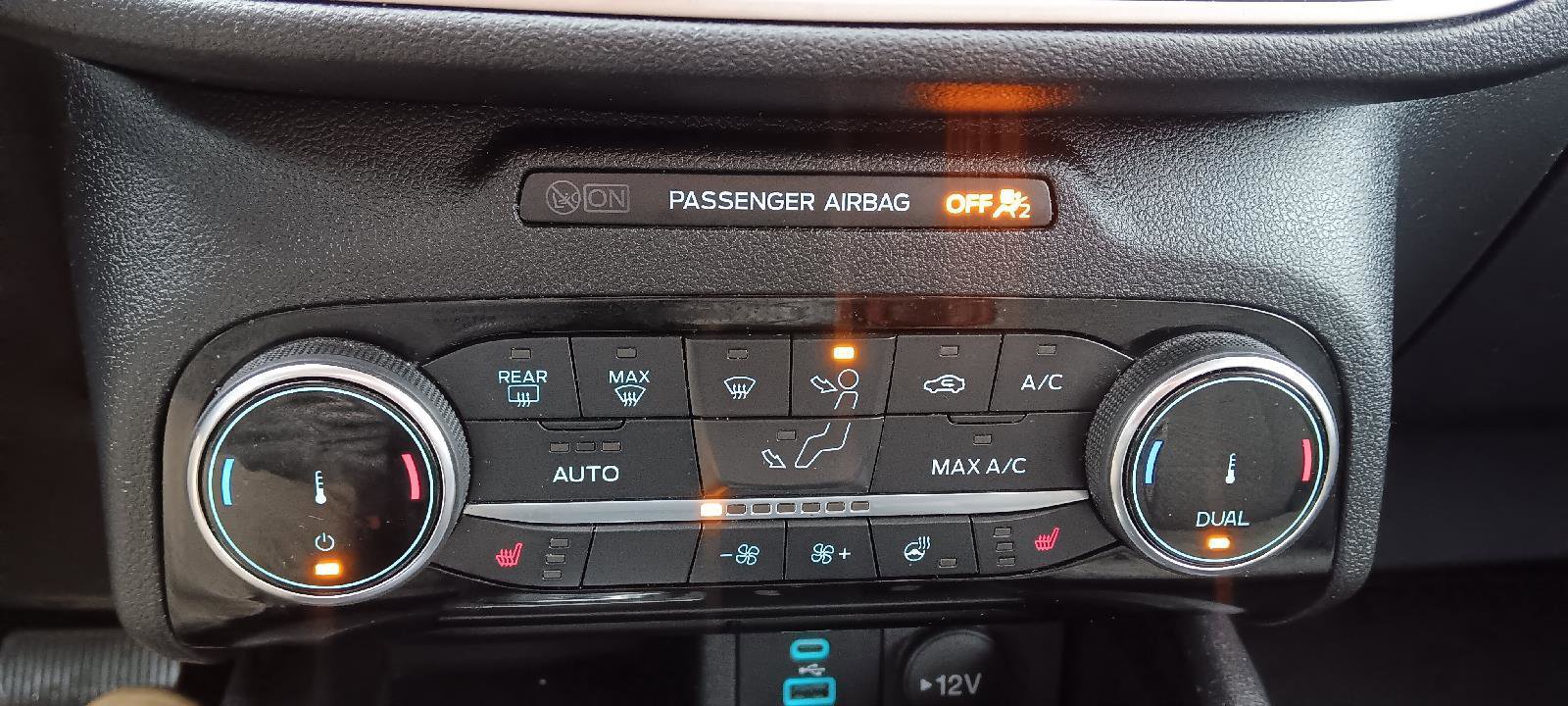 Used 2022 Ford Escape SE w/ Convenience Package image 14