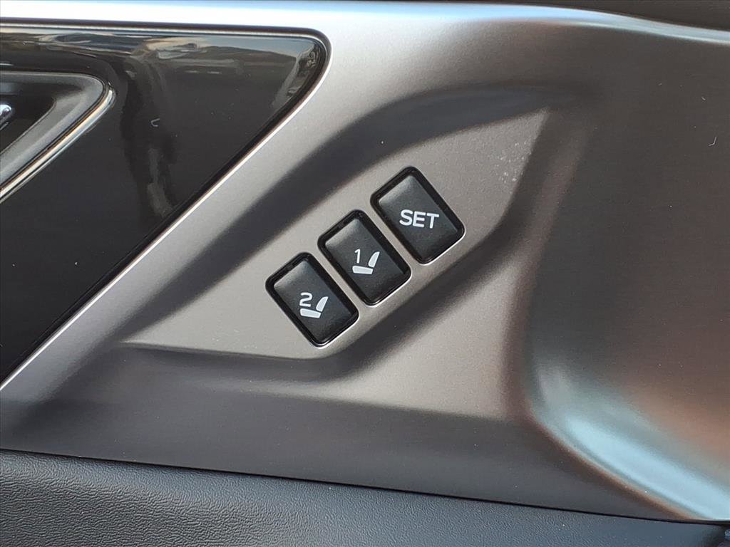 New 2025 Subaru Outback Touring image 9