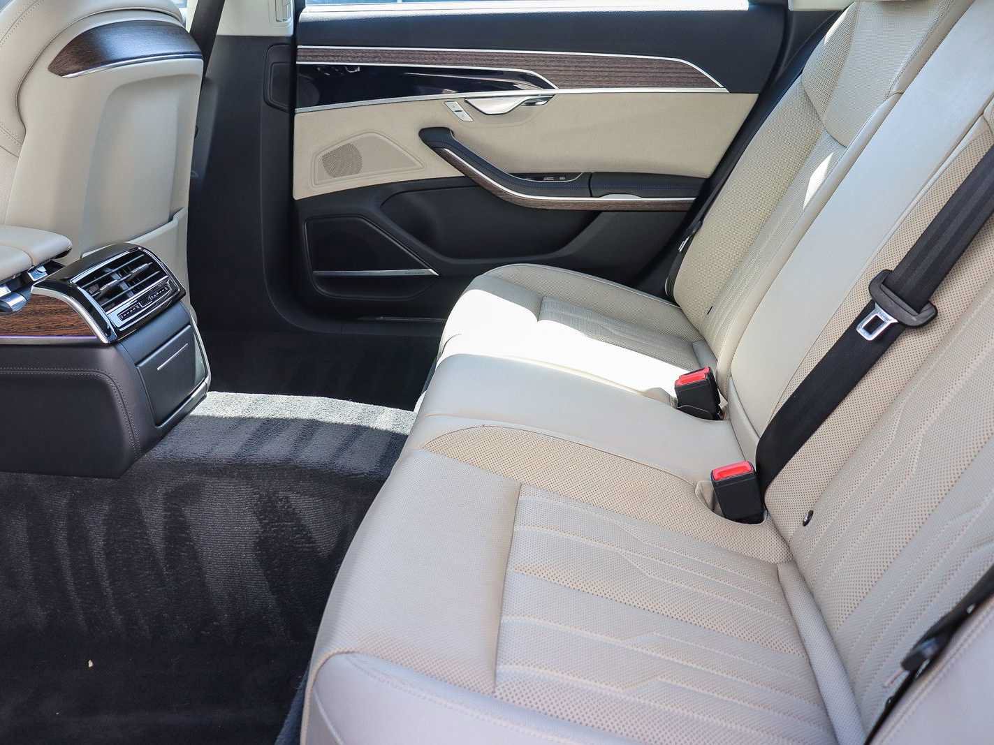 Used 2022 Audi A8 L 3.0T AWD/4WD image 20