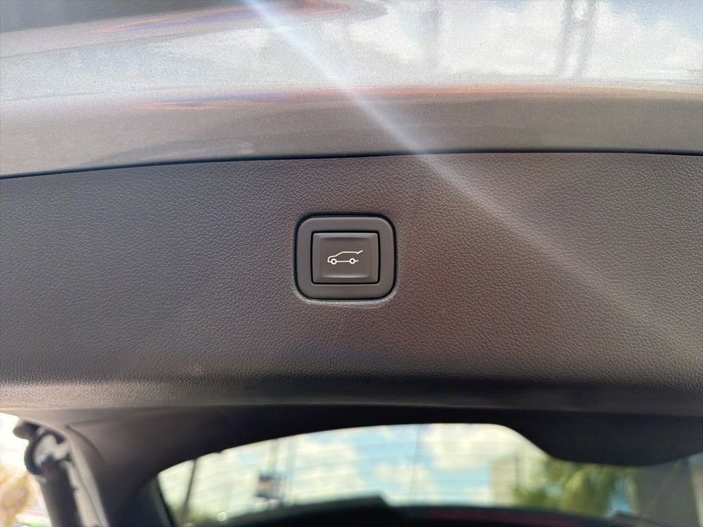 Used 2024 Chevrolet Blazer LT w/ Sound & Technology Package image 11