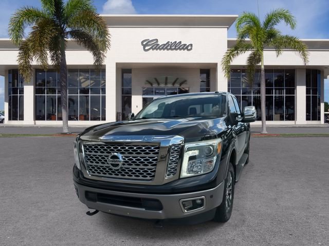 Used 2017 Nissan Titan Platinum Reserve image 4