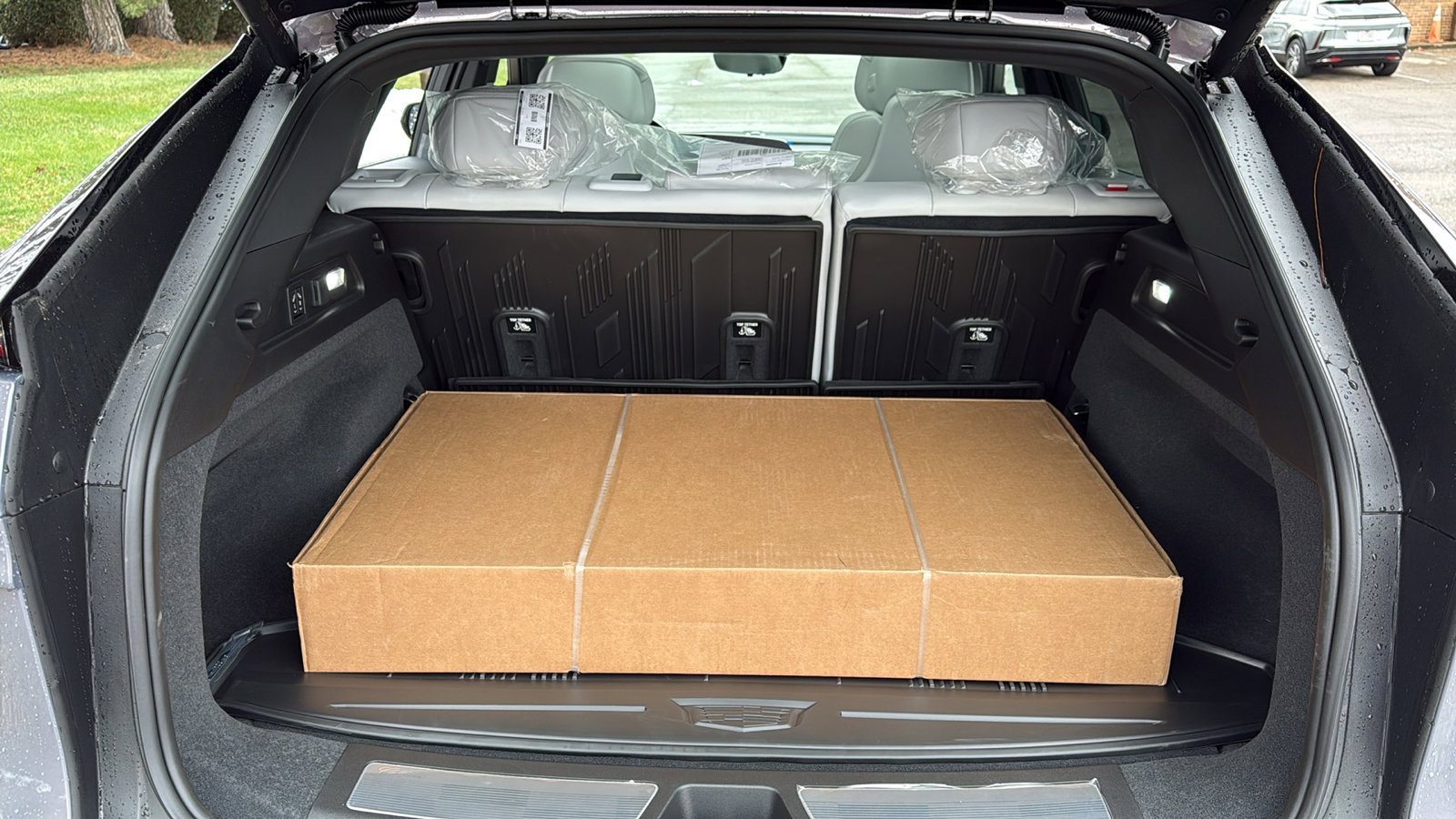 New 2026 Cadillac Lyriq Premium Luxury image 32