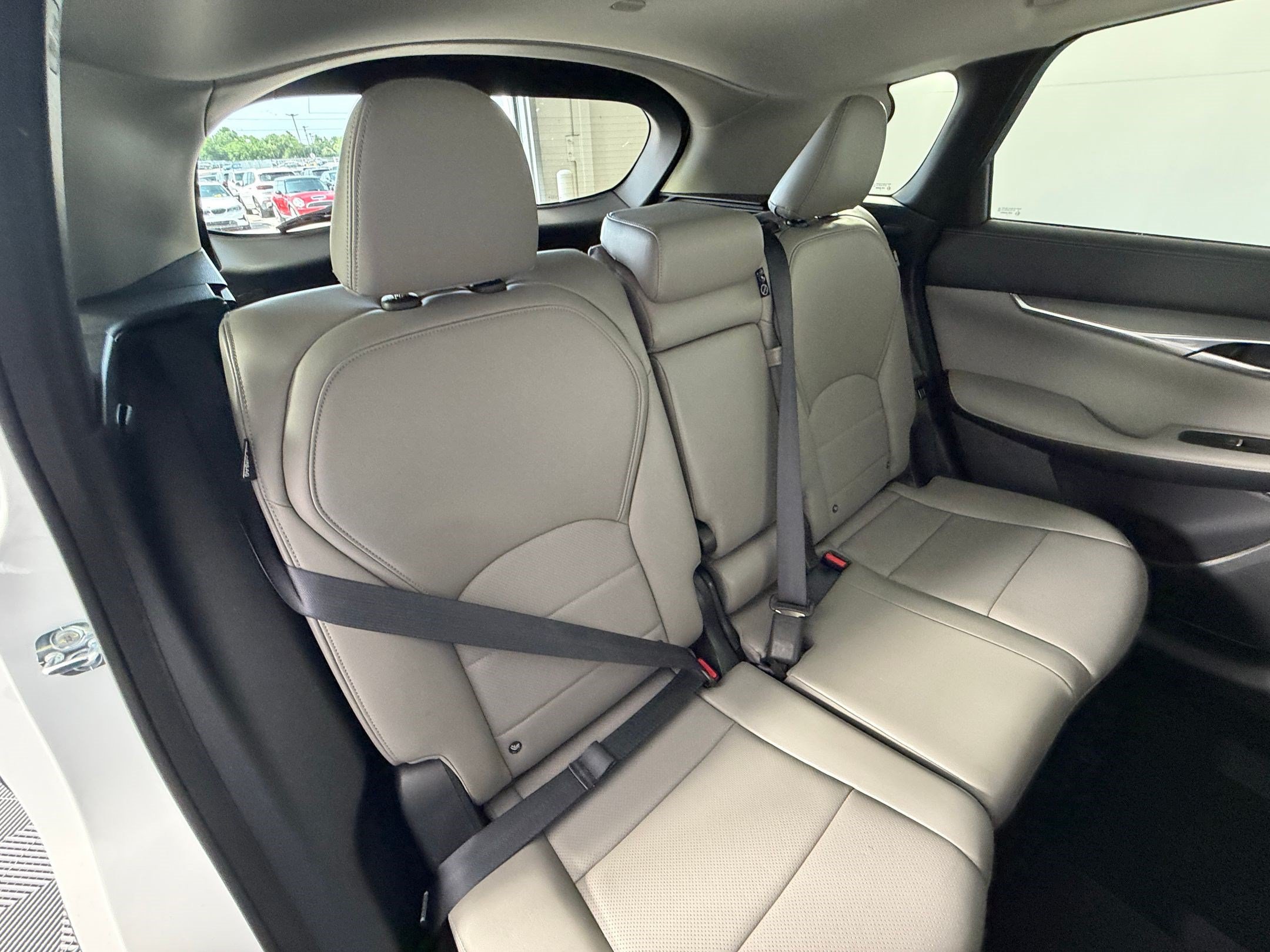 Used 2023 INFINITI QX50 Luxe FWD image 33
