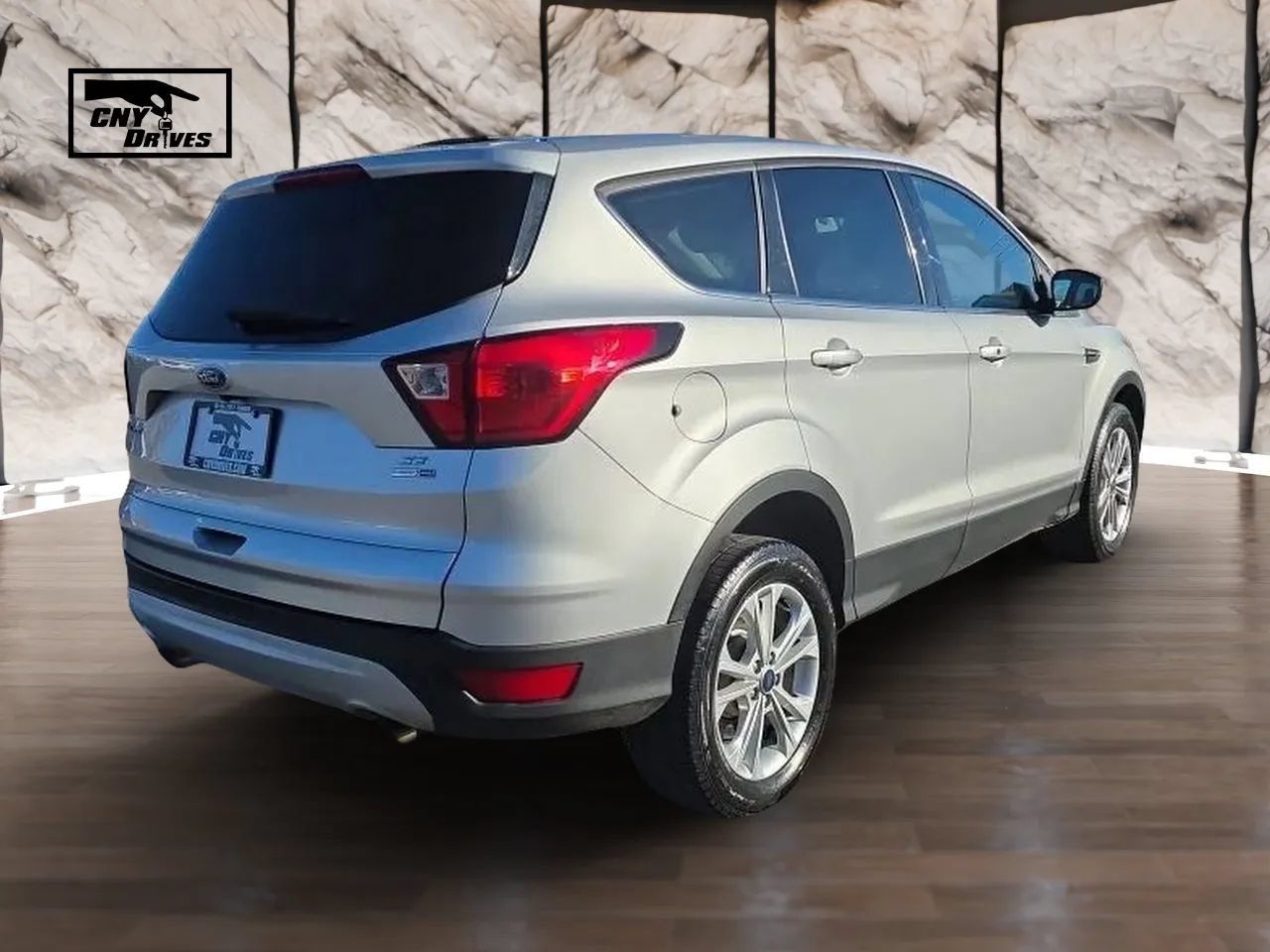Used 2019 Ford Escape SE AWD/4WD image 5
