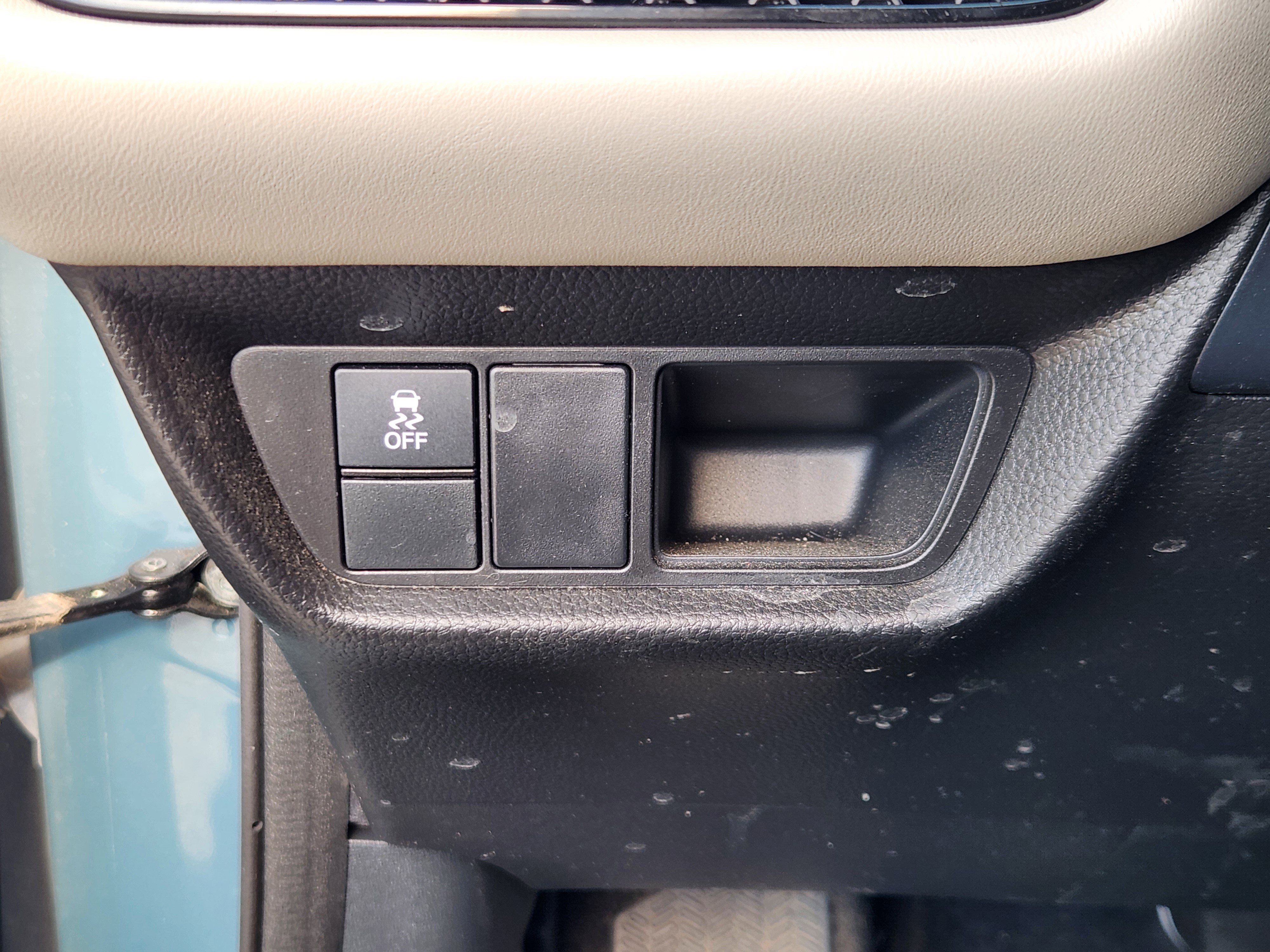 Certified 2023 Honda HR-V LX image 24