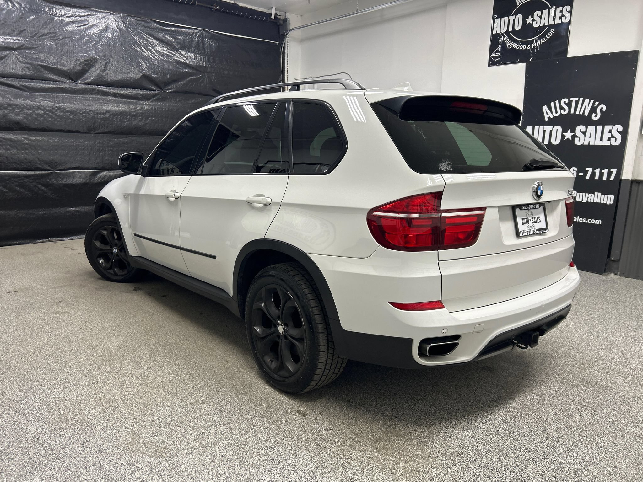 Used 2011 BMW X5 xDrive50i AWD/4WD image 4