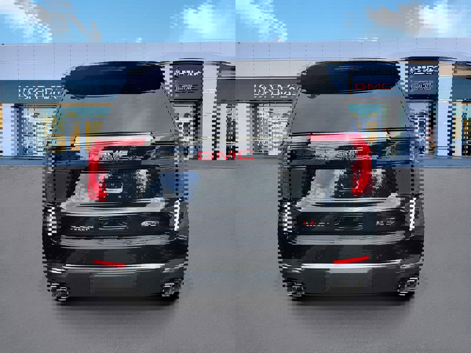 New 2026 GMC Yukon XL AT4 w/ AT4 Premium Plus Package image 5