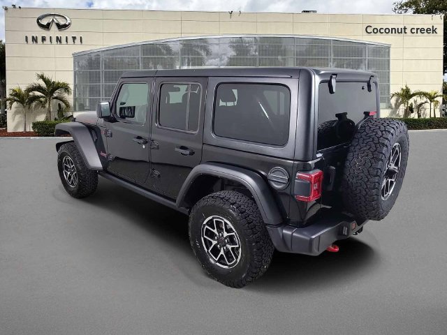 Used 2026 Jeep Wrangler Unlimited Rubicon AWD/4WD image 3