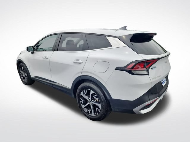 Used 2025 Kia Sportage EX FWD image 3