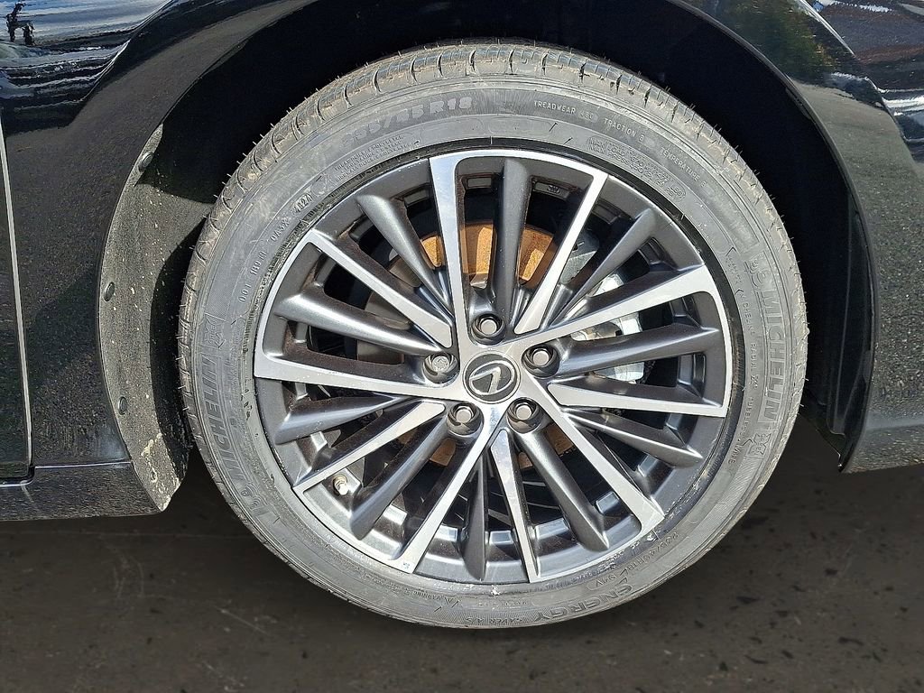 Certified 2024 Lexus ES 350 w/ Premium Package image 9