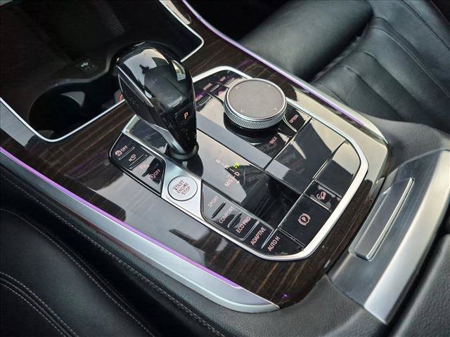Used 2019 BMW X5 xDrive40i w/ Convenience Package AWD/4WD image 4