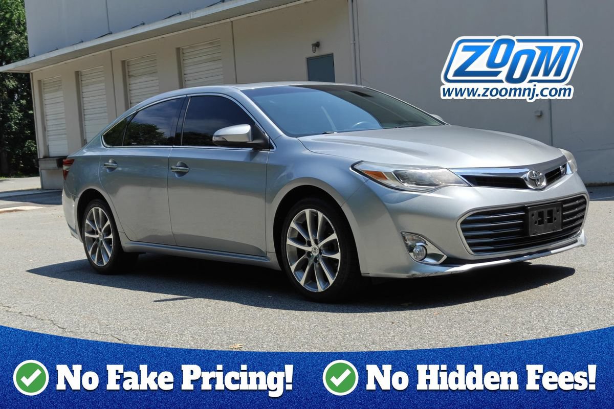 Used 2015 Toyota Avalon XLE Touring FWD image 1