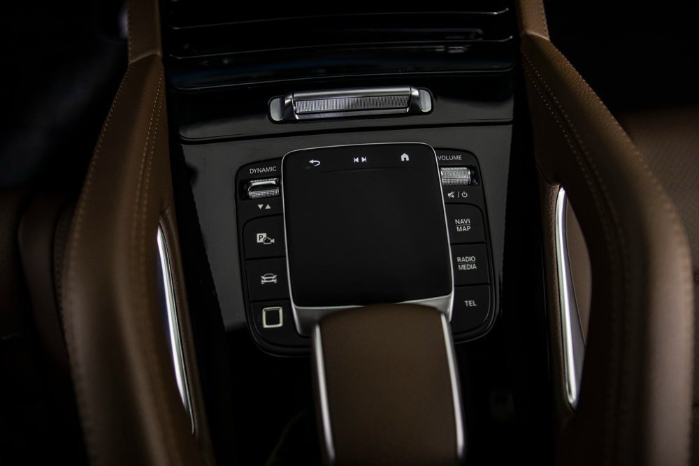 Used 2025 Mercedes-Benz GLE 450e 4MATIC image 29