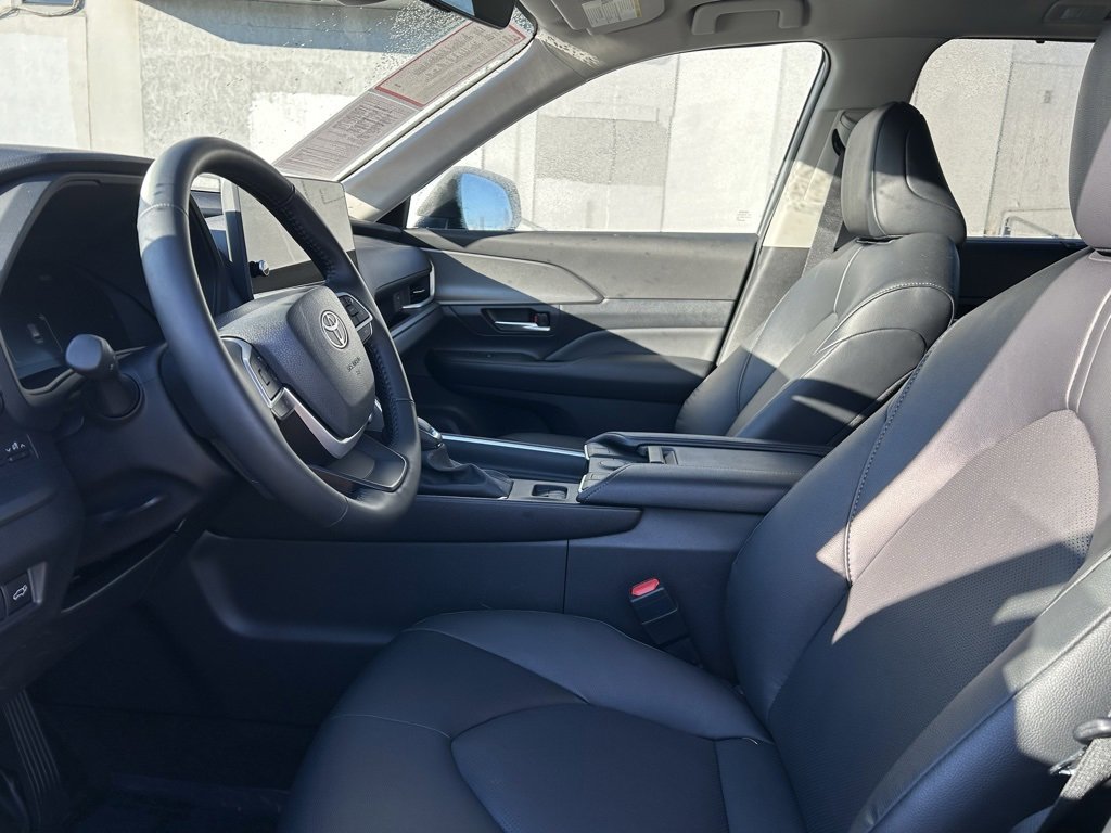 Certified 2025 Toyota Grand Highlander AWD image 10