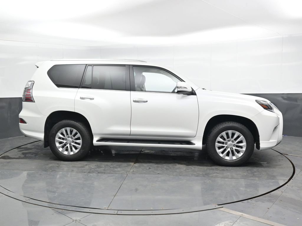 Used 2021 Lexus GX 460 Premium image 3