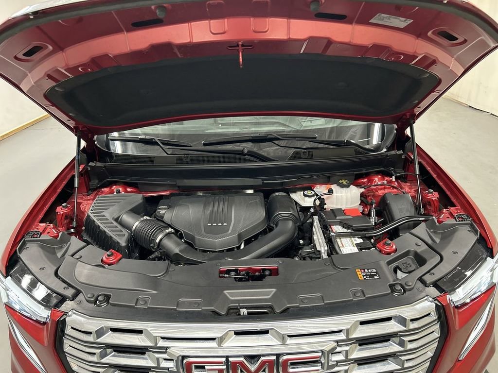 Certified 2025 GMC Acadia Denali w/ LPO, Floor Liner Package image 24