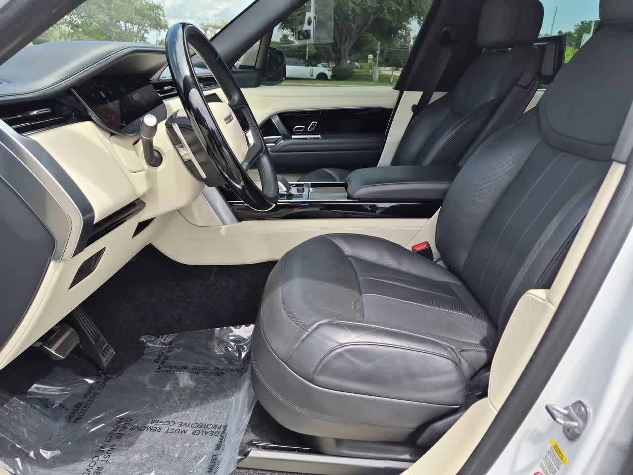 Certified 2023 Land Rover Range Rover SE AWD/4WD image 17