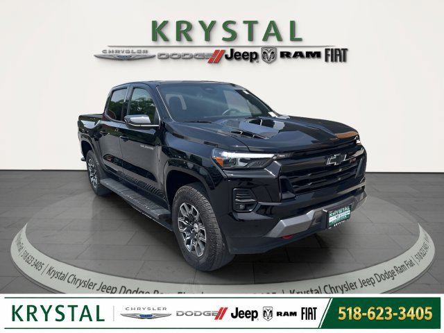 Used 2025 Chevrolet Colorado Z71 AWD/4WD image 1