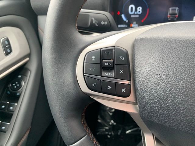 Certified 2025 Ford Explorer Active AWD/4WD image 24