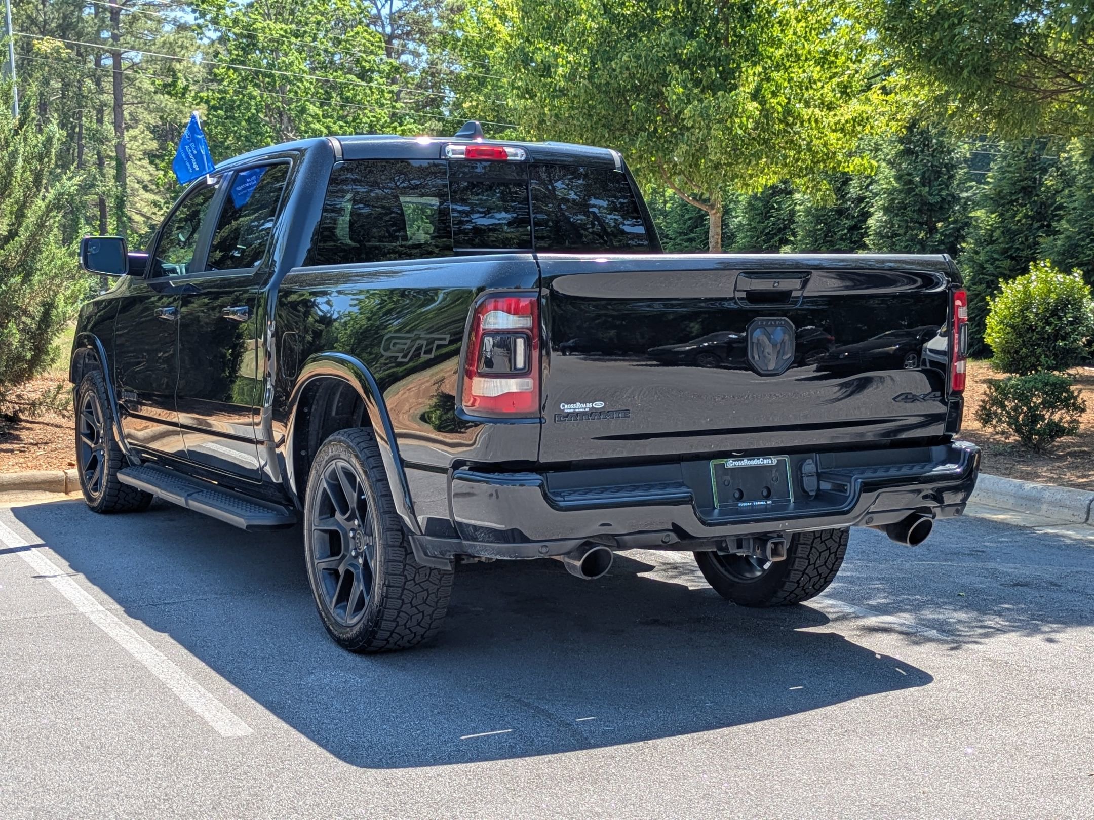 Used 2022 RAM 1500 Laramie AWD/4WD image 5