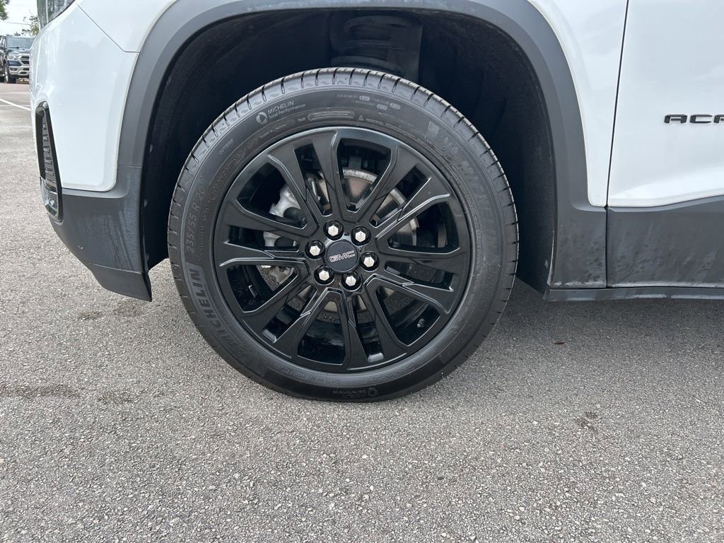 Used 2023 GMC Acadia SLE w/ Driver Convenience Package image 55