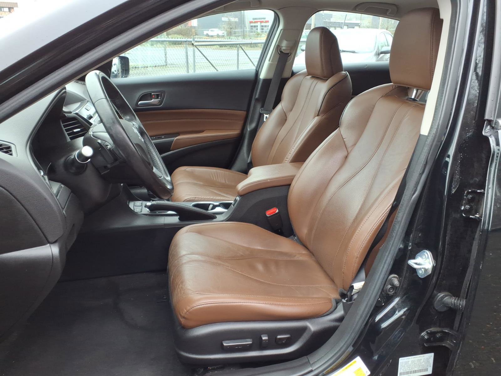 Used 2021 Acura ILX w/ Premium Package FWD image 12
