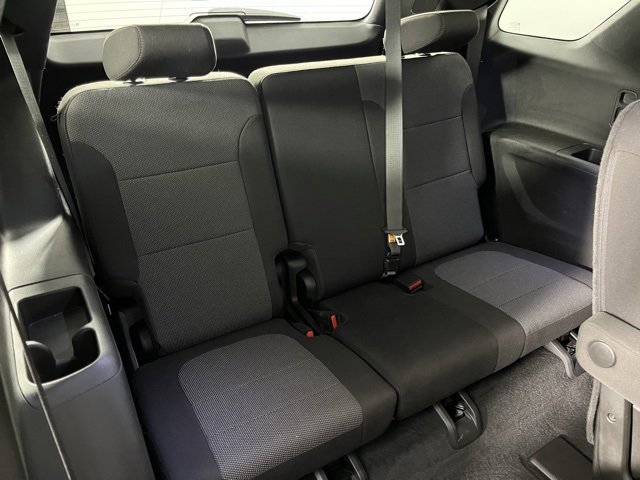 Used 2022 Chevrolet Traverse LT image 29