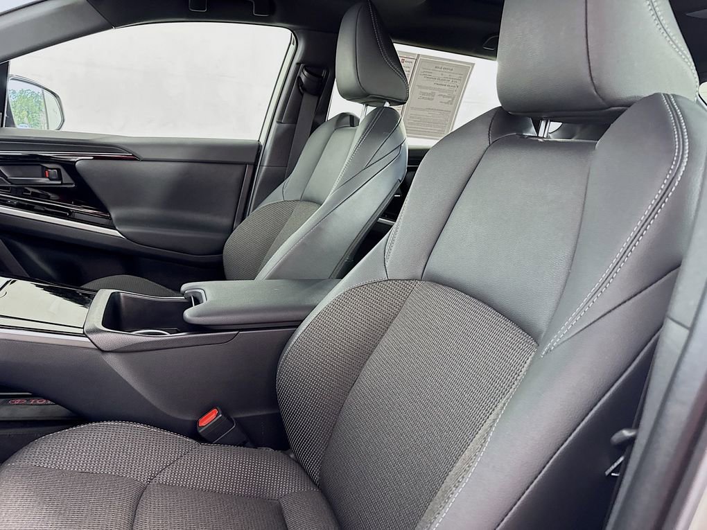 Used 2024 Toyota bZ4X XLE image 35