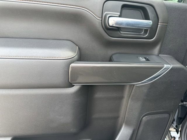 Used 2023 GMC Sierra 2500 AT4 w/ AT4 Preferred Package AWD/4WD image 35