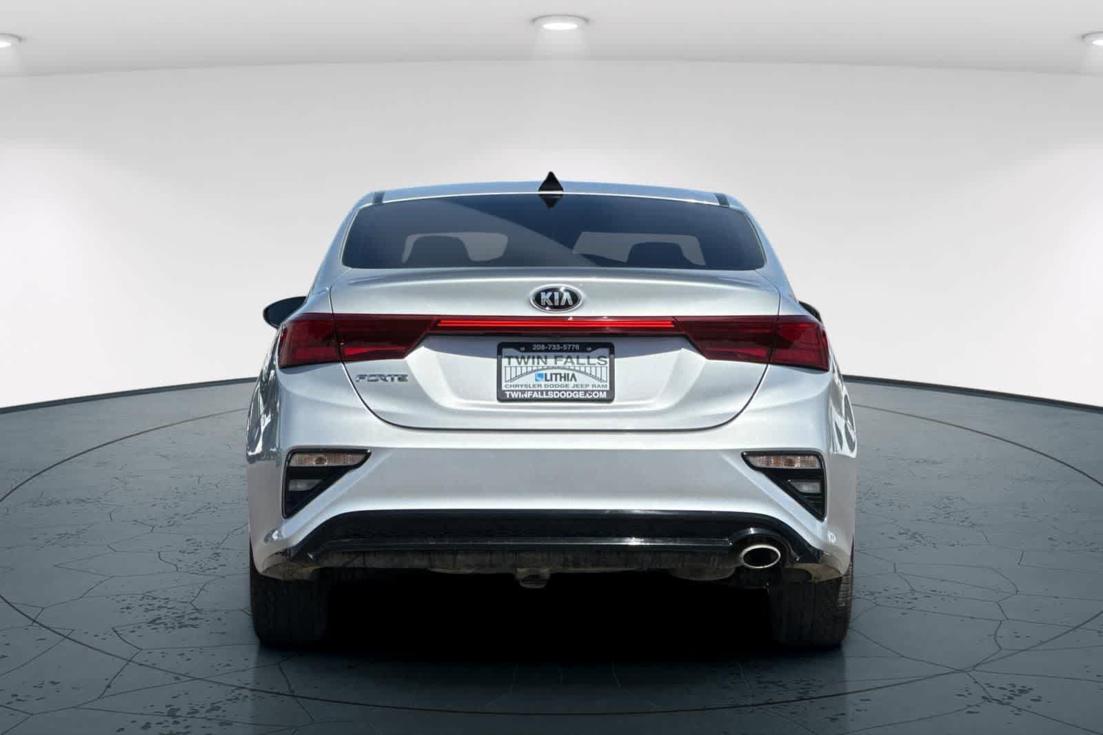 Used 2020 Kia Forte LXS FWD image 7