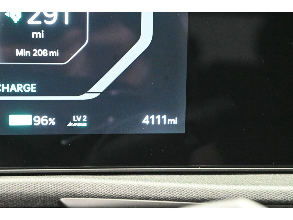 Used 2025 Kia EV6 Light AWD/4WD image 23