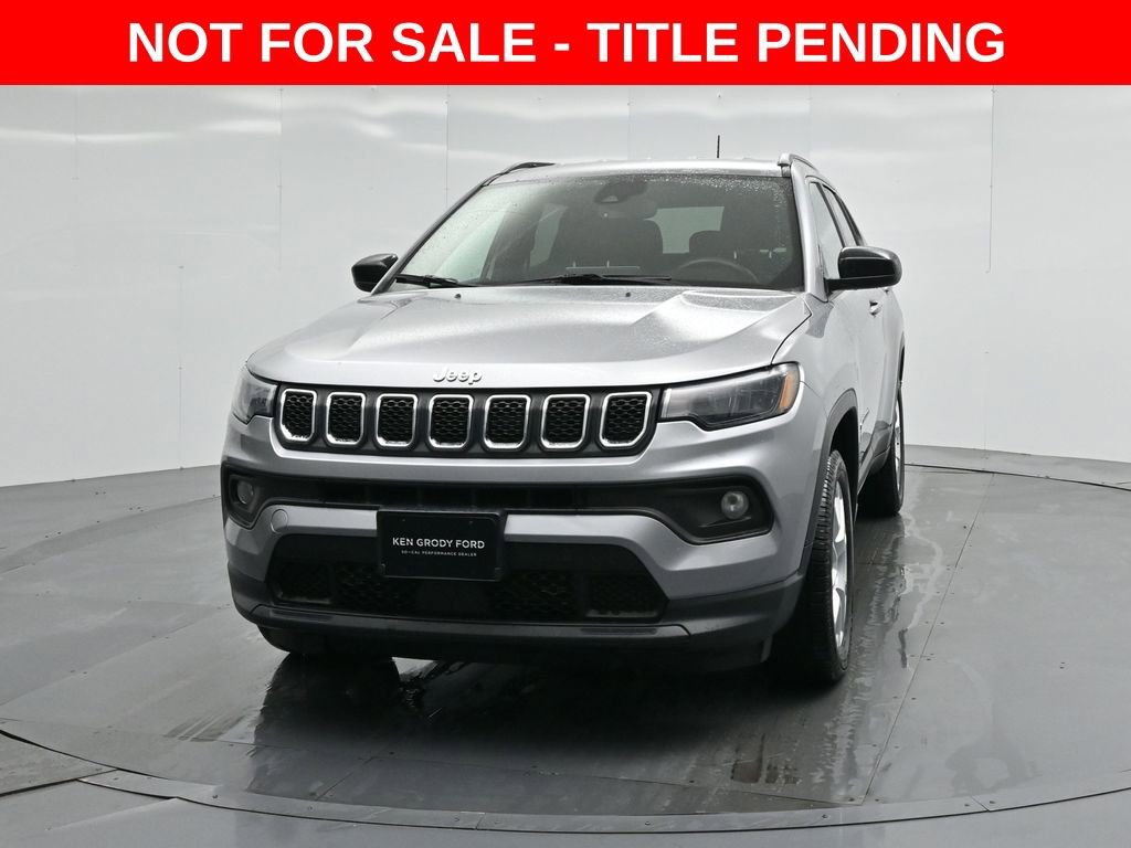 Used 2023 Jeep Compass Latitude image 49
