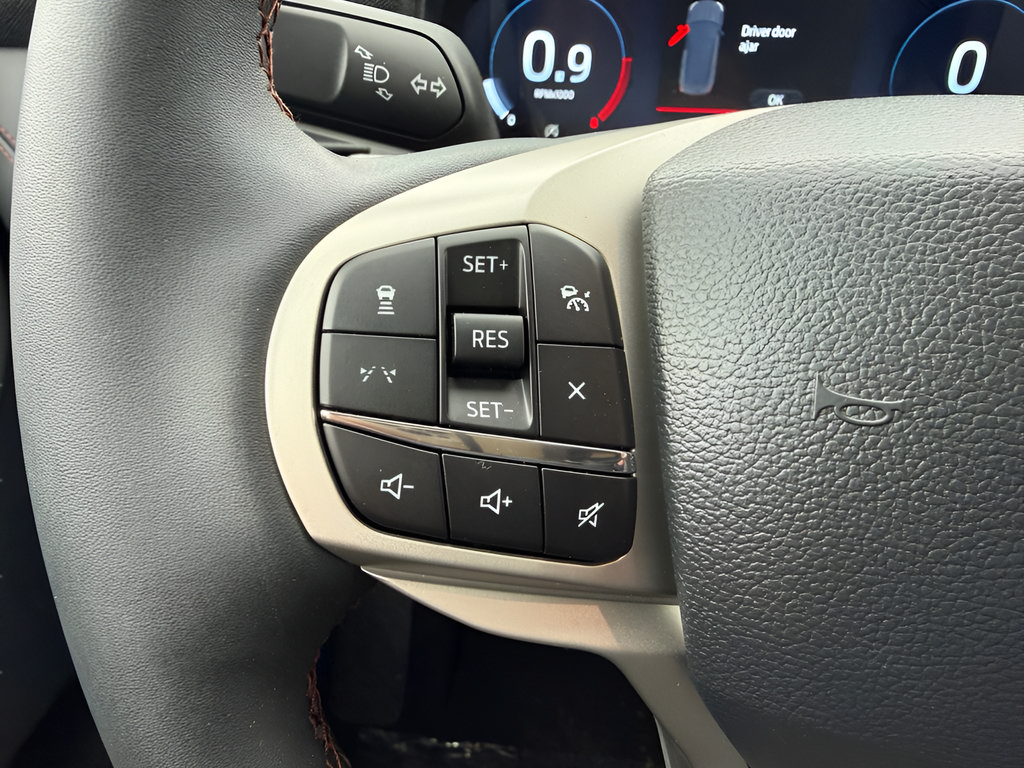 New 2026 Ford Explorer Active w/ Active Comfort Package AWD/4WD image 19