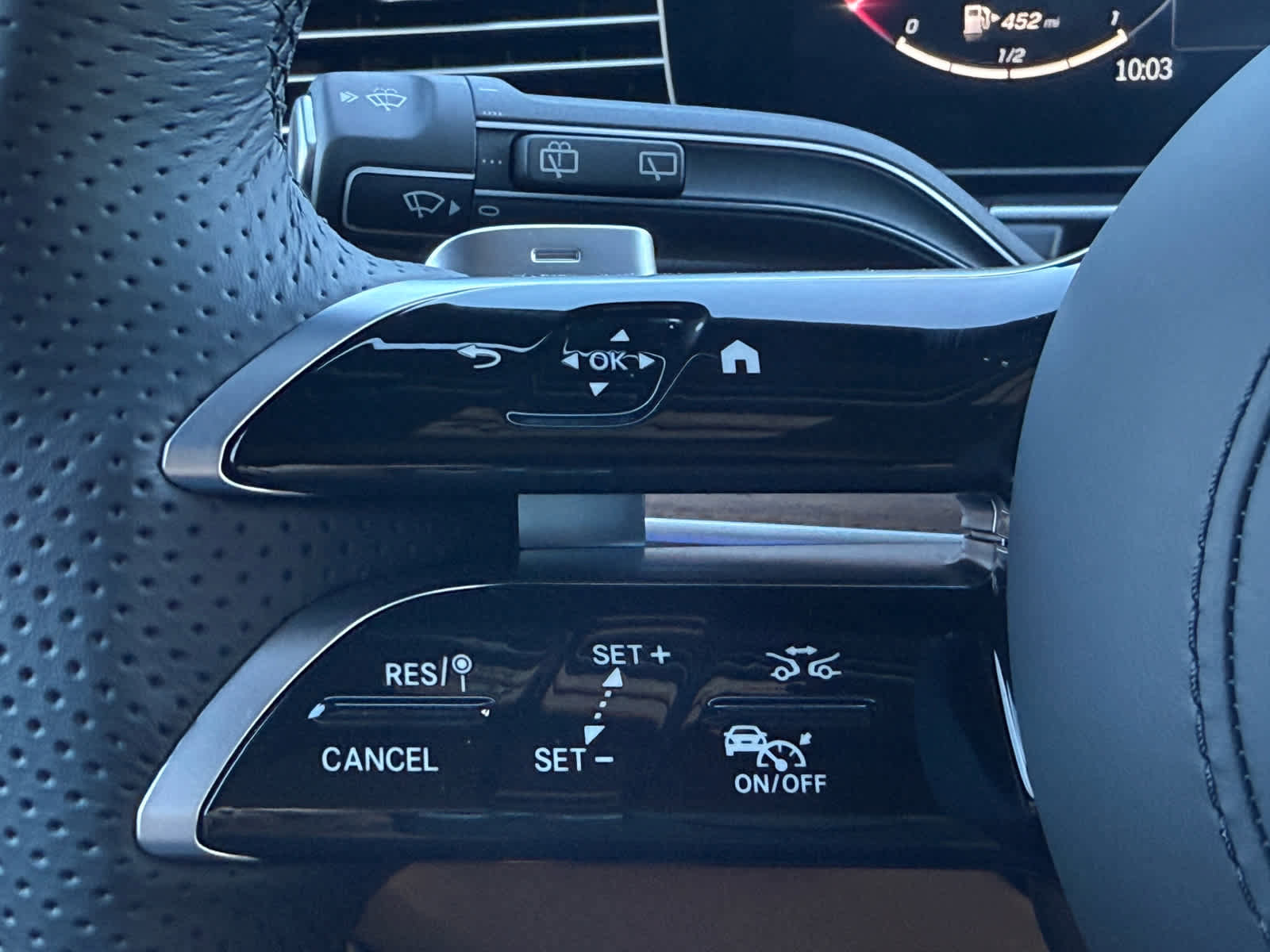 New 2026 Mercedes-Benz GLS 580 4MATIC image 23