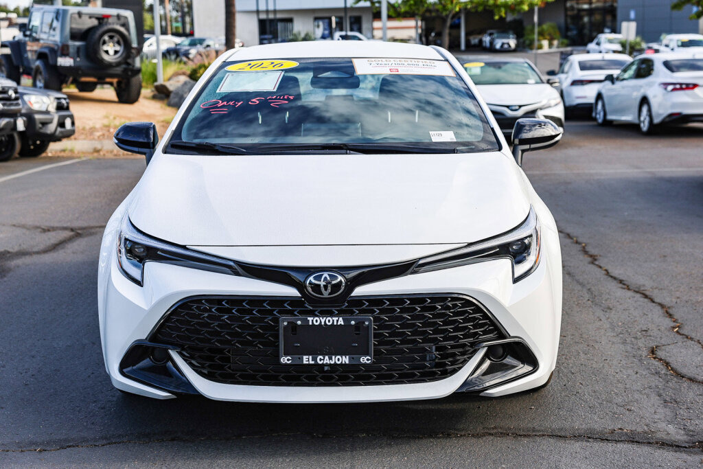 Certified 2026 Toyota Corolla SE w/ Black Out Package (TMS) FWD image 14